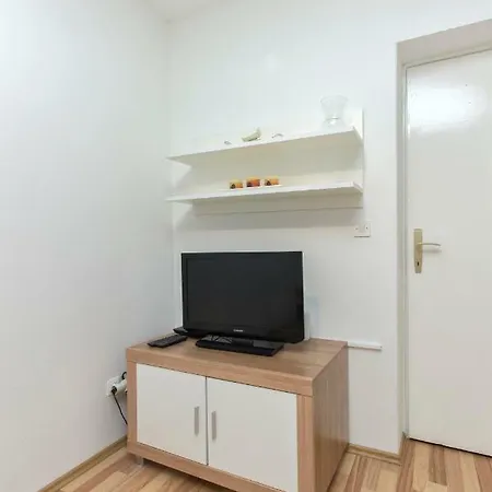 Charming Old Town Apartament *