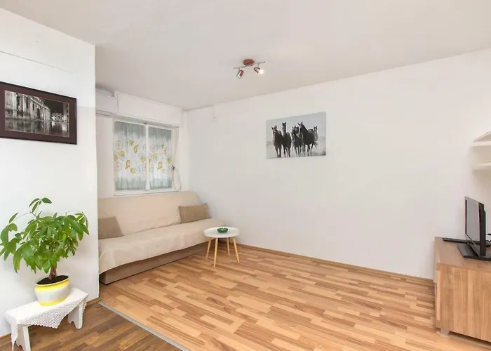 아파트 Charming Old Town *